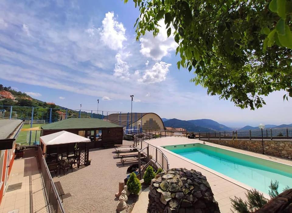 Casa Indipendente Su Due Livelli In Liguria-Vista Mare 6-7 Posti Apartment Magliolo Exterior foto