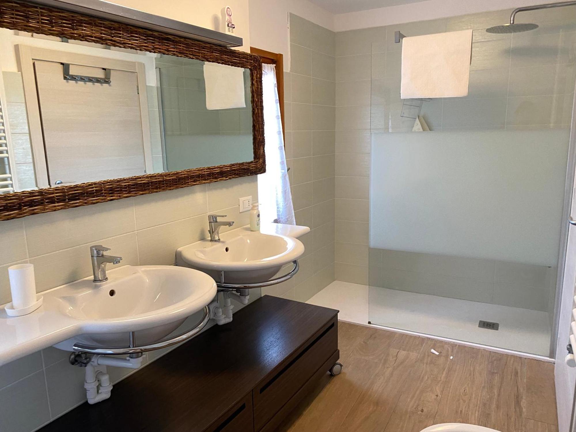 Casa Indipendente Su Due Livelli In Liguria-Vista Mare 6-7 Posti Apartment Magliolo Exterior foto
